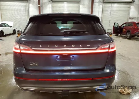 2021 Lincoln Nautilus Reserve z USA, uszkodzony, nr VIN 2LMPJ8KPXMBL16823